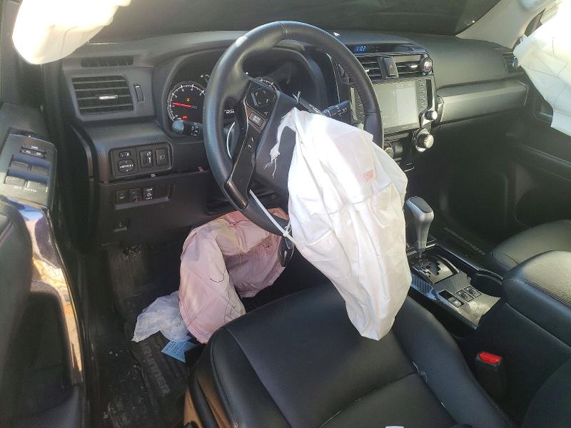 Photo 8 from auction – 2020 TOYOTA 4RUNNER SR with VIN JTEBU5JR4L5742928