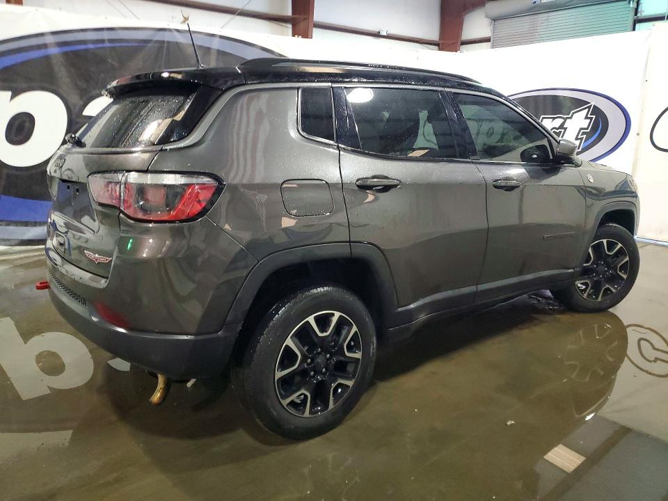 Photo 3 from auction – 2020 JEEP COMPASS with VIN 3C4NJDDBXLT171450
