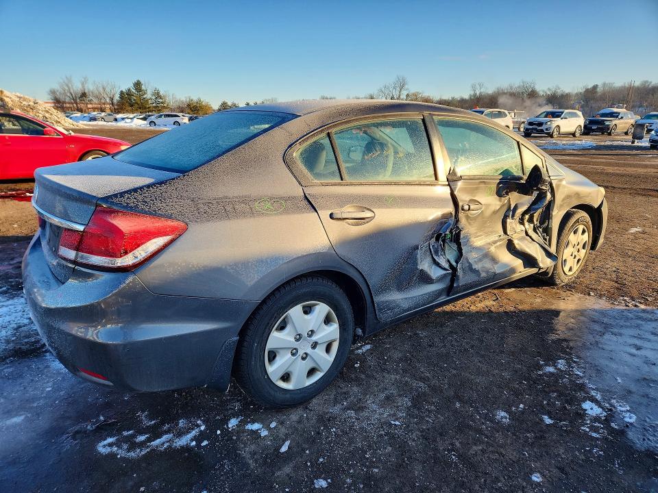 Photo 3 from auction – 2013 HONDA CIVIC with VIN 2HGFB2F59DH596974