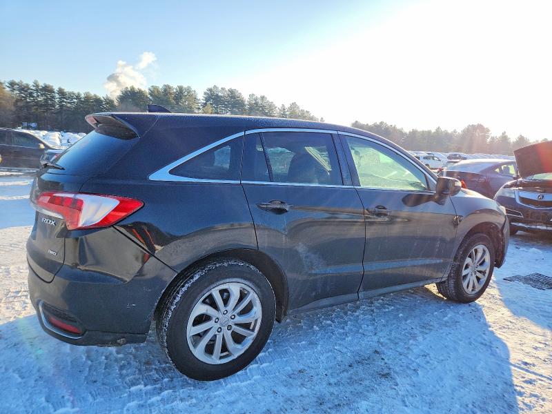 Photo 3 from auction – 2017 ACURA RDX with VIN 5J8TB4H52HL026139