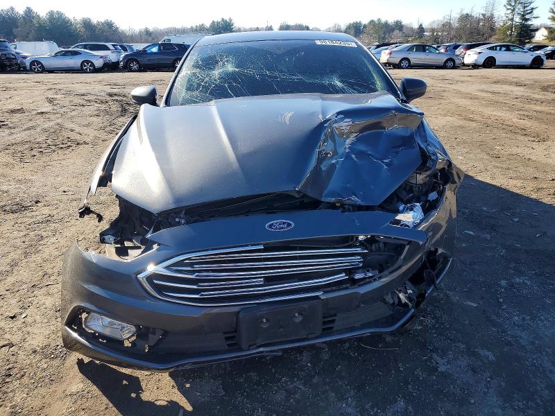 Photo 5 from auction – 2018 FORD FUSION with VIN 3FA6P0HD5JR283791