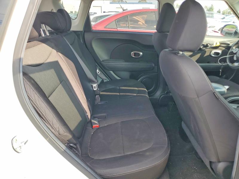 Zdjęcie 10 z aukcji – 2015 KIA SOUL z VIN KNDJN2A24F7158259