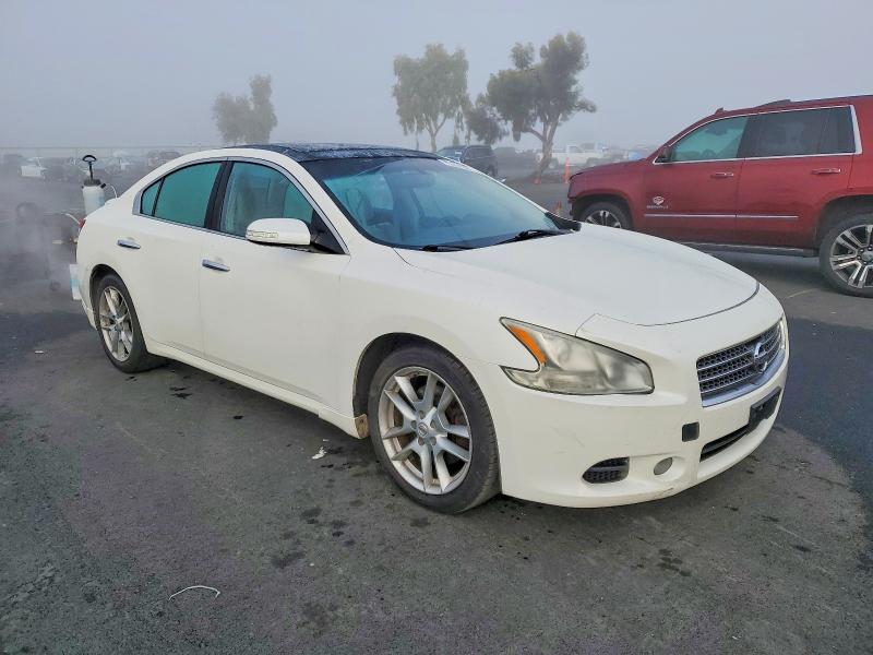 Photo 4 from auction – 2010 NISSAN MAXIMA with VIN 1N4AA5AP3AC842072