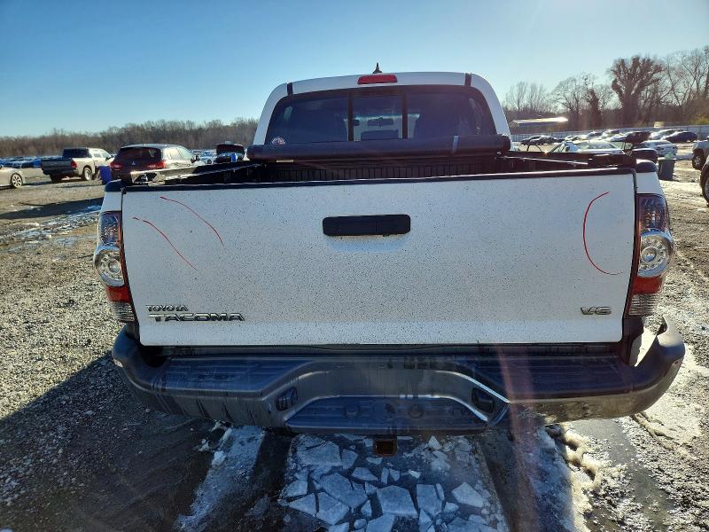 Photo 6 from auction – 2015 TOYOTA TACOMA DOU with VIN 3TMLU4EN8FM202149