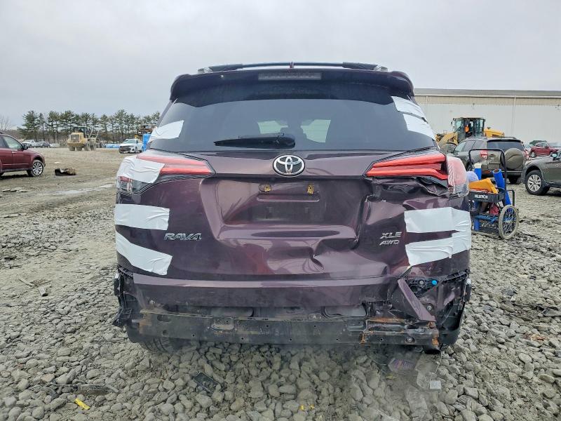 Photo 6 from auction – 2018 TOYOTA RAV4 ADVEN with VIN 2T3RFREV3JW789630