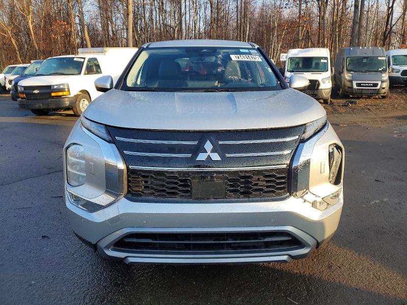 Photo 5 from auction – 2025 MITSUBISHI OUTLANDER with VIN JA4J4VA80SZ014368