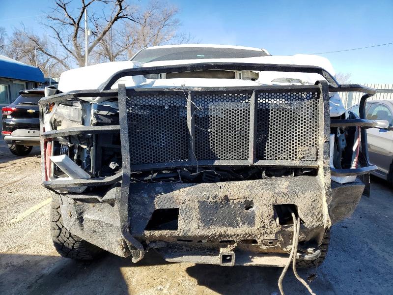 Photo 5 from auction – 2022 CHEVROLET SILVERADO with VIN 1GC4YLE77NF185976