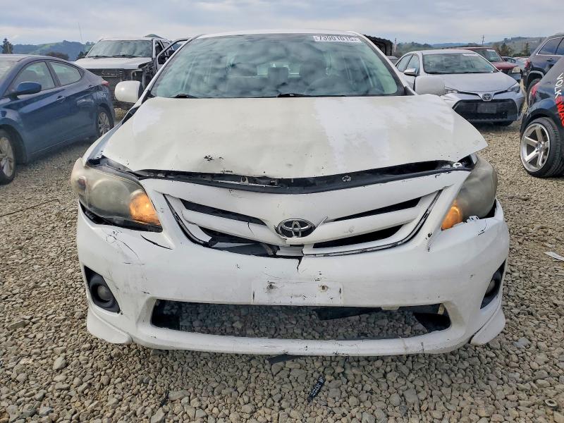 Photo 5 from auction – 2013 TOYOTA COROLLA with VIN 2T1BU4EE8DC959280