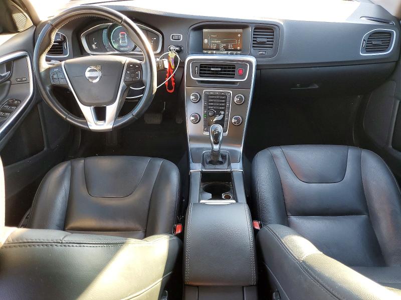 Photo 8 from auction – 2015 VOLVO V60 with VIN YV1612SB8F1201529