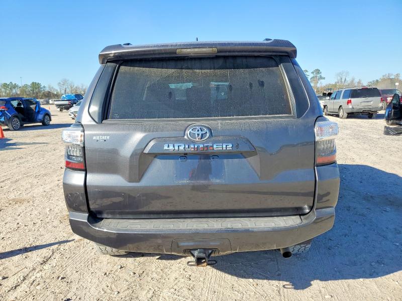Photo 6 from auction – 2023 TOYOTA 4RUNNER with VIN JTEMU5JR6P6105175