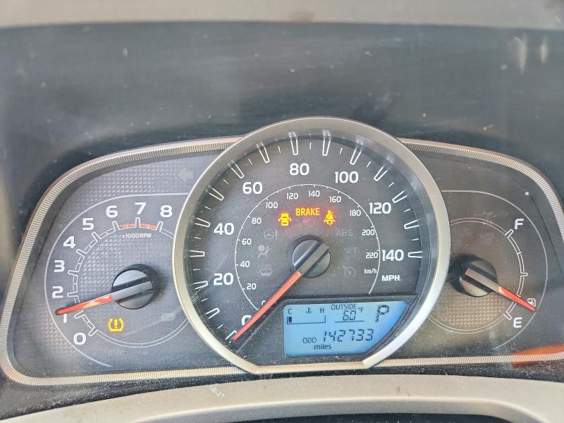 Photo 9 from auction – 2015 TOYOTA RAV4 LE with VIN 2T3BFREV2FW263949