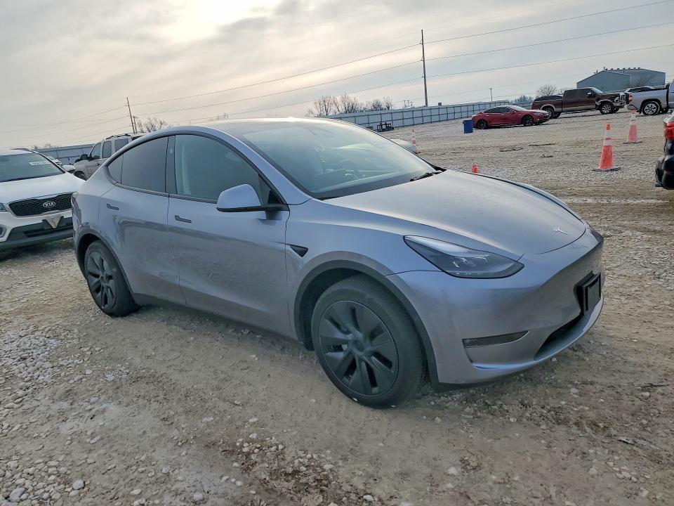 Photo 4 from auction – 2024 TESLA MODEL Y with VIN 7SAYGDEE5RA320696