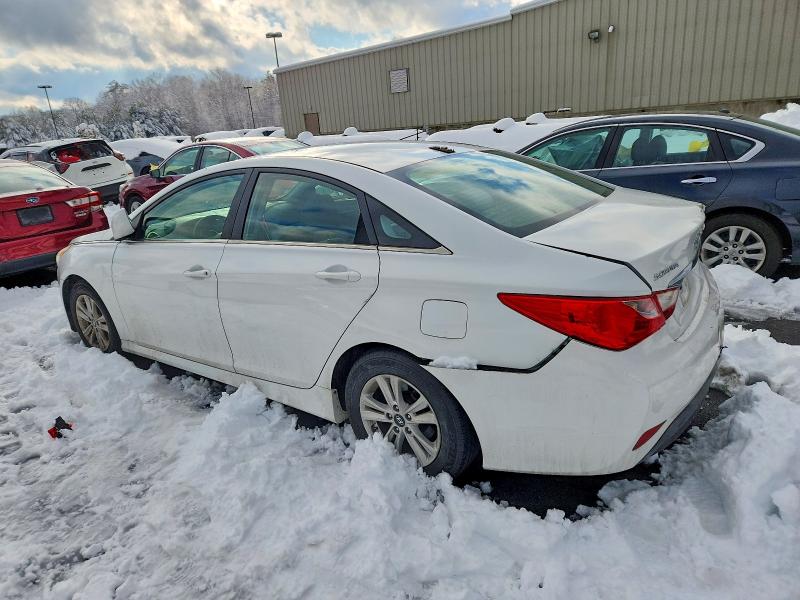 Photo 2 from auction – 2014 HYUNDAI SONATA GLS with VIN 5NPEB4AC8EH930660