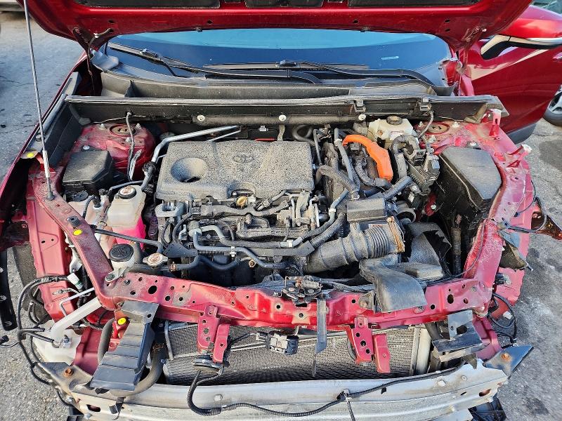Photo 11 from auction – 2019 TOYOTA RAV4 LIMIT with VIN 2T3DWRFV0KW027415