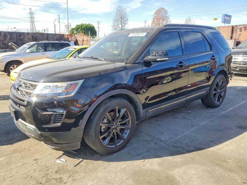 FORD EXPLORER 2018 with VIN 1FM5K7D82JGB56943 - Photo from auction