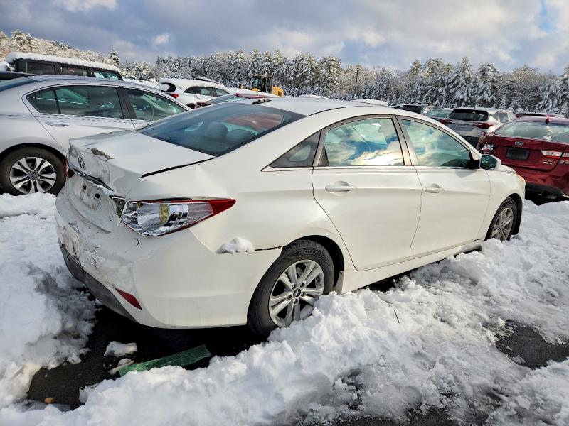 Photo 3 from auction – 2014 HYUNDAI SONATA GLS with VIN 5NPEB4AC8EH930660
