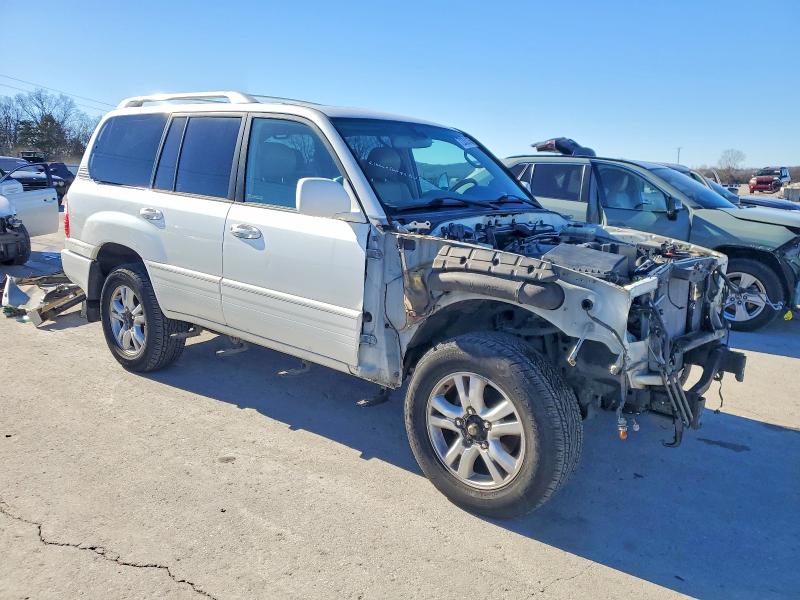 Photo 4 from auction – 2004 LEXUS LX 470 with VIN JTJHT00W343546789