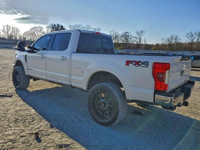 Photo 2 from auction – 2017 FORD F250 SUPER with VIN 1FT7W2BT5HEE12459
