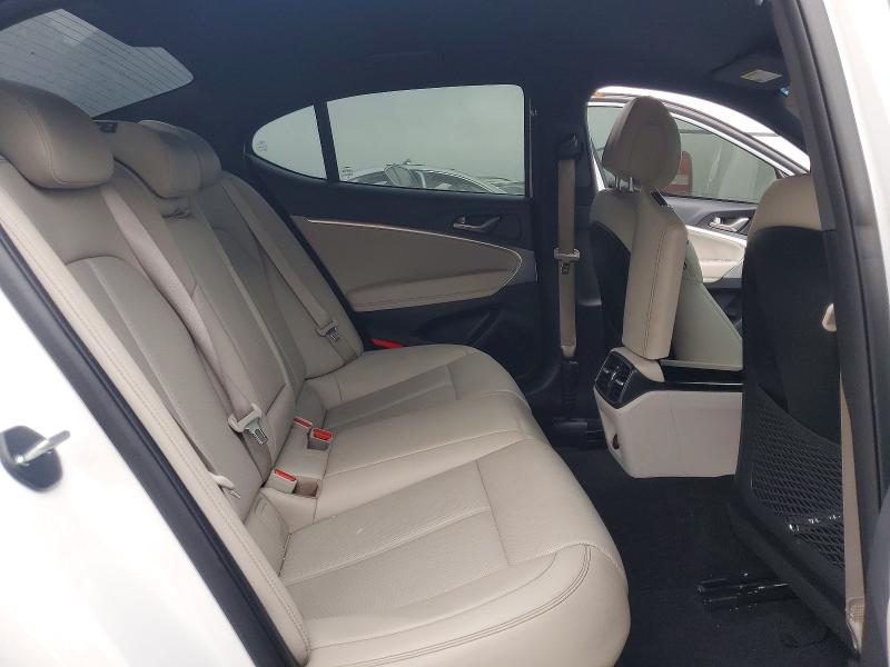 Photo 10 from auction – 2022 GENESIS G70 BASE with VIN KMTG34TAXNU097596