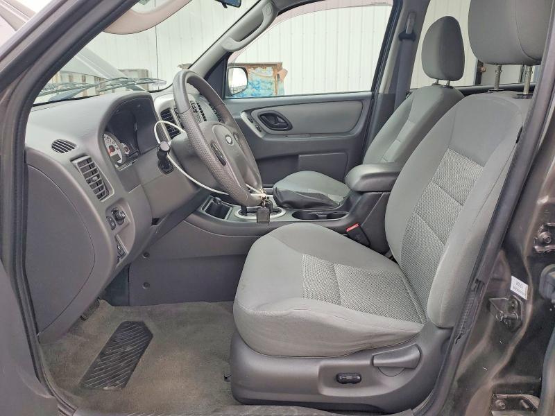 Photo 7 from auction – 2007 FORD ESCAPE XLT with VIN 1FMCU93Z07KA25250