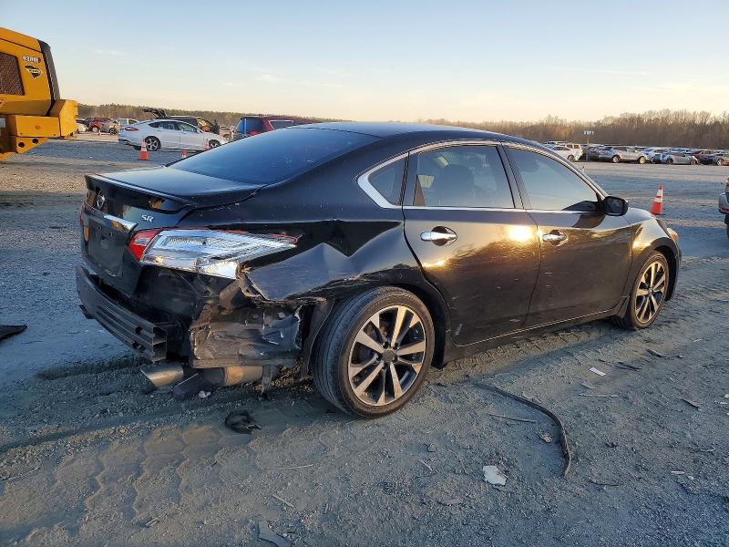 Photo 3 from auction – 2016 NISSAN ALTIMA with VIN 1N4AL3AP2GC206847