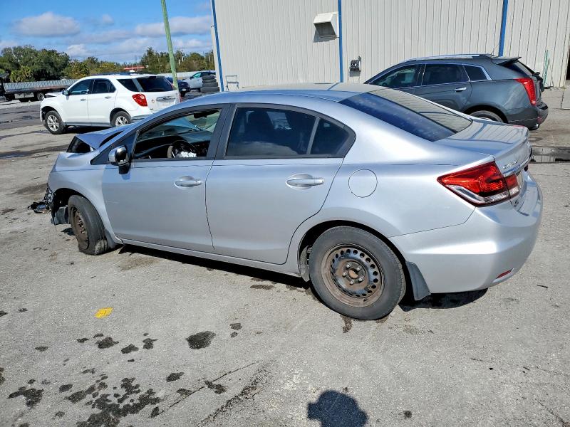 Photo 2 from auction – 2014 HONDA CIVIC with VIN 19XFB2F52EE079480