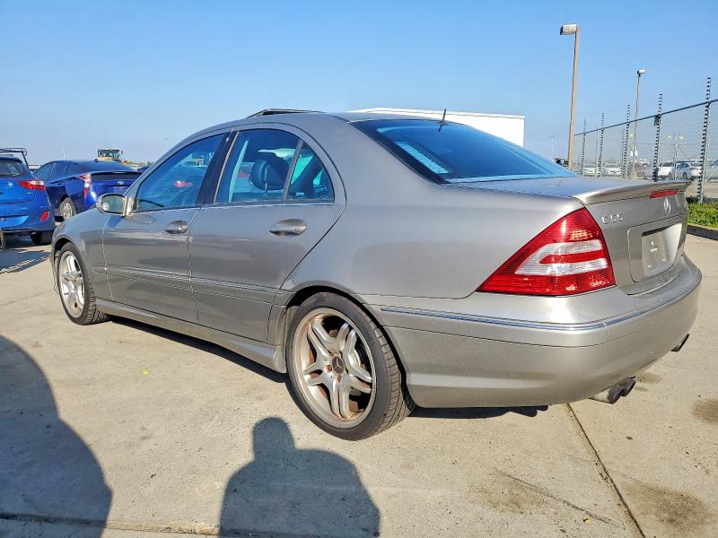 Photo 2 from auction – 2005 MERCEDES-BENZ C with VIN WDBRF76J25F663118