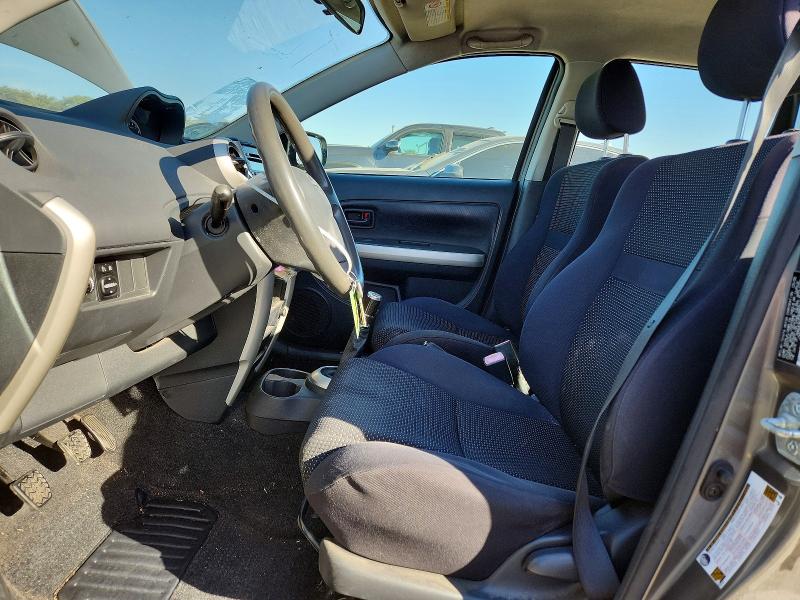 Photo 7 from auction – 2005 TOYOTA SCION XA with VIN JTKKT624250116996