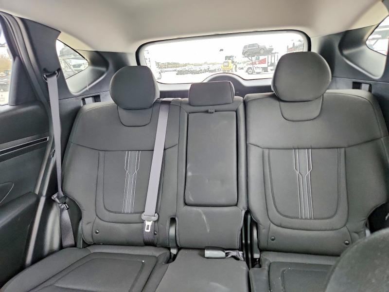 Photo 10 from auction – 2023 HYUNDAI TUCSON with VIN 5NMJBCAE7PH231773