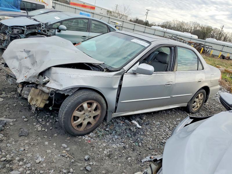 HONDA ACCORD EX 2002 with VIN 1HGCG56652A140688 - Photo from auction