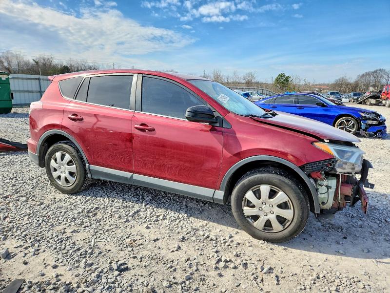 Photo 4 from auction – 2018 TOYOTA RAV4 LE with VIN 2T3BFREV8JW739615