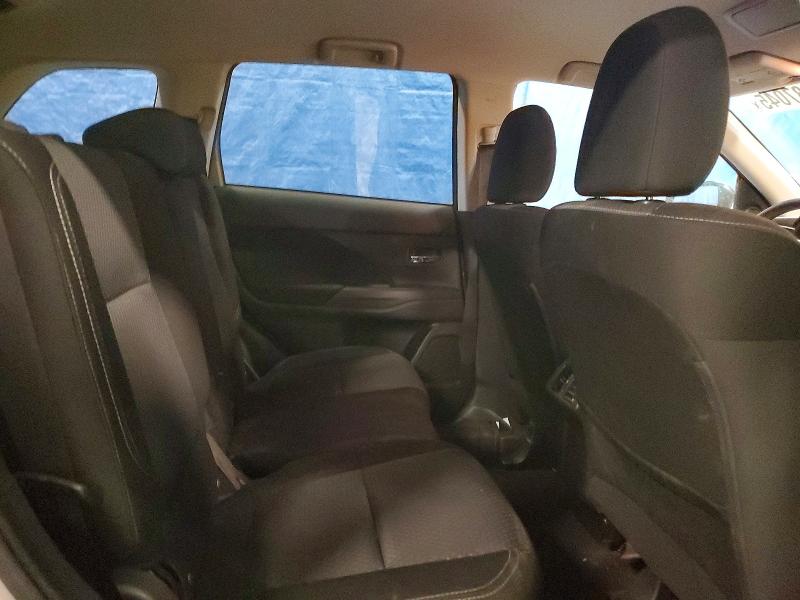 Photo 11 from auction – 2019 MITSUBISHI OUTLANDER with VIN JA4AZ3A34KZ004808