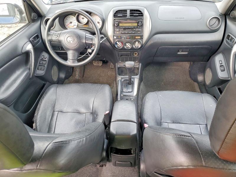 Photo 8 from auction – 2004 TOYOTA RAV4 with VIN JTEGD20V740037932