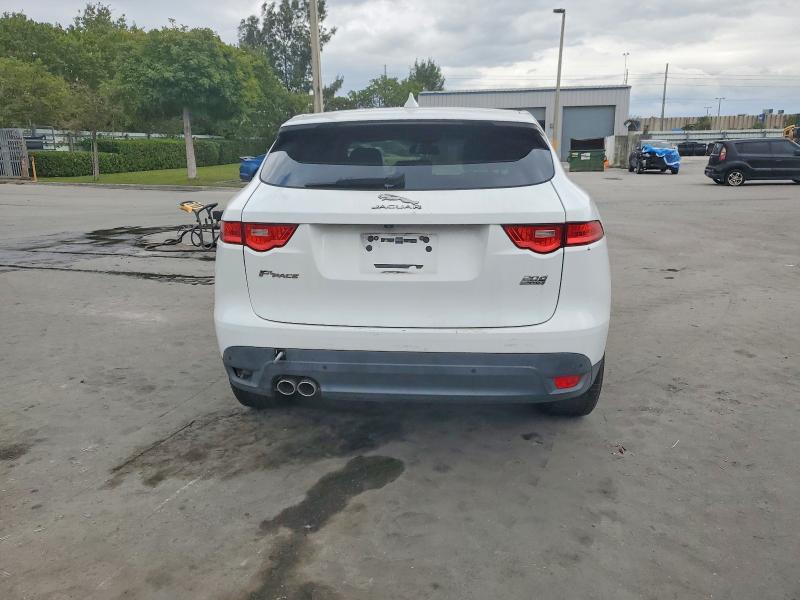 Photo 6 from auction – 2017 JAGUAR F-PACE PRE with VIN SADCJ2BN9HA090791