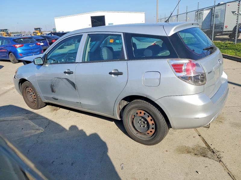 Photo 2 from auction – 2005 TOYOTA COROLLA MATRIX with VIN 2T1KR32E65C478543