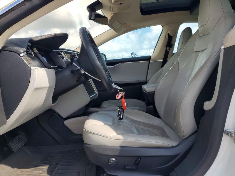 Photo 7 from auction – 2014 TESLA MODEL S with VIN 5YJSA1S18EFP43340