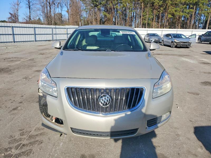 Photo 5 from auction – 2013 BUICK REGAL PREM with VIN 2G4GS5EV2D9250342