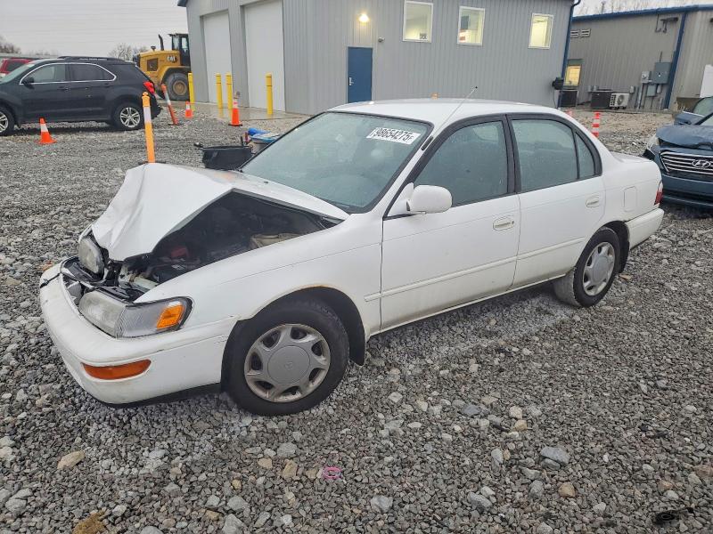 صورة رقم 1 من المزاد - 1997 TOYOTA COROLLA DX مع VIN 2T1BB02E4VC183914