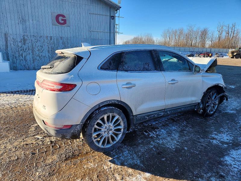Photo 3 from auction – 2015 LINCOLN MKC with VIN 5LMCJ1A9XFUJ18676