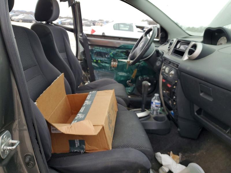 Photo 7 from auction – 2005 TOYOTA SCION XA with VIN JTKKT624X50113361