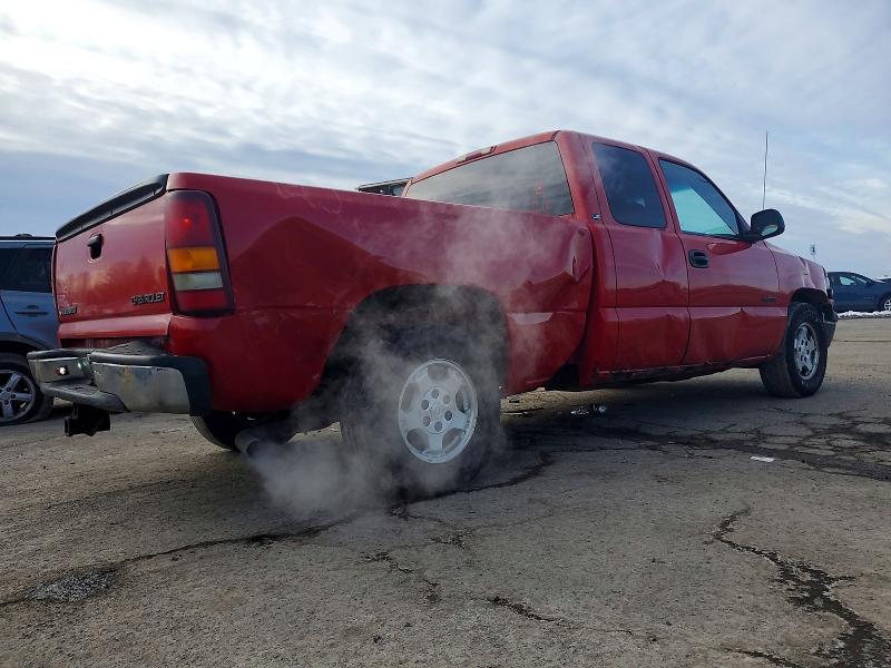 Photo 3 from auction – 2000 CHEVROLET SILVERADO with VIN 1GCEC19T6YZ326490