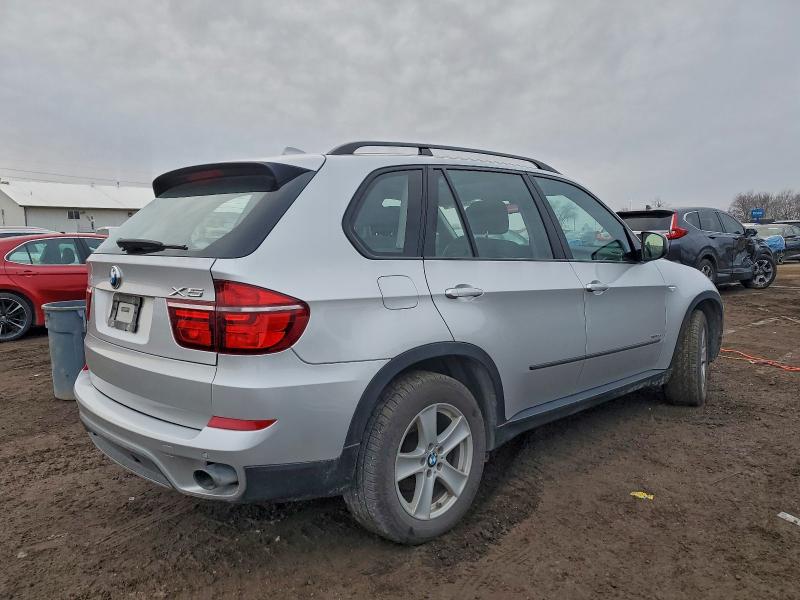 Photo 3 from auction – 2013 BMW X5 XDRIVE3 with VIN 5UXZV4C52D0G51290