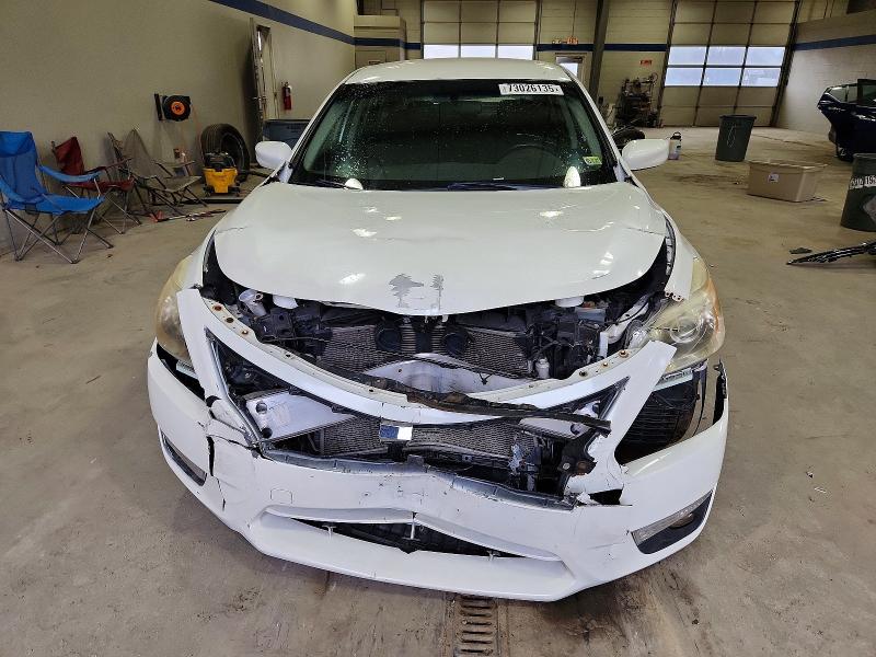 Photo 5 from auction – 2015 NISSAN ALTIMA 2.5 with VIN 1N4AL3AP0FC243779