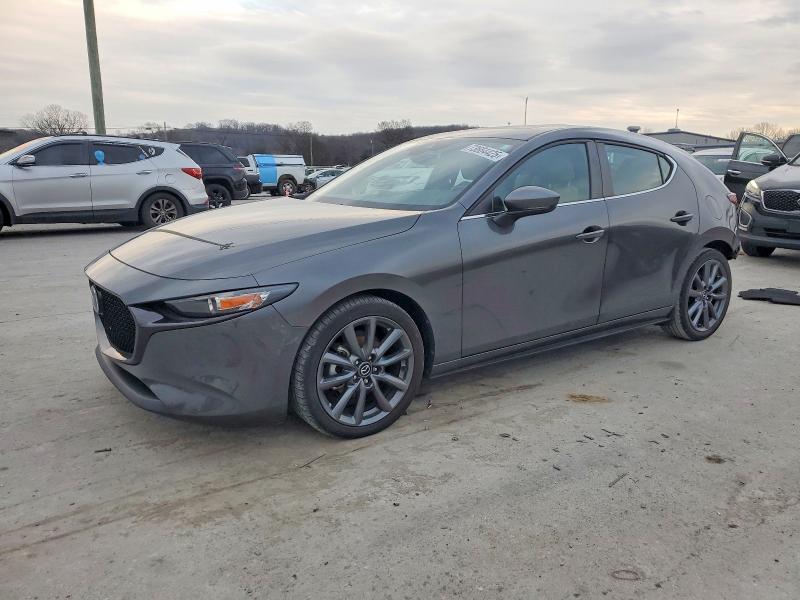 MAZDA 3 PREFERRE 2021 with VIN JM1BPALL8M1402302 - Photo from auction