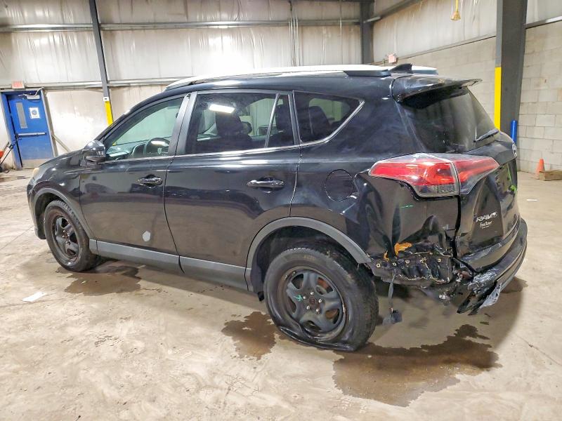 Photo 2 from auction – 2016 TOYOTA RAV4 with VIN 2T3BFREV8GW487244