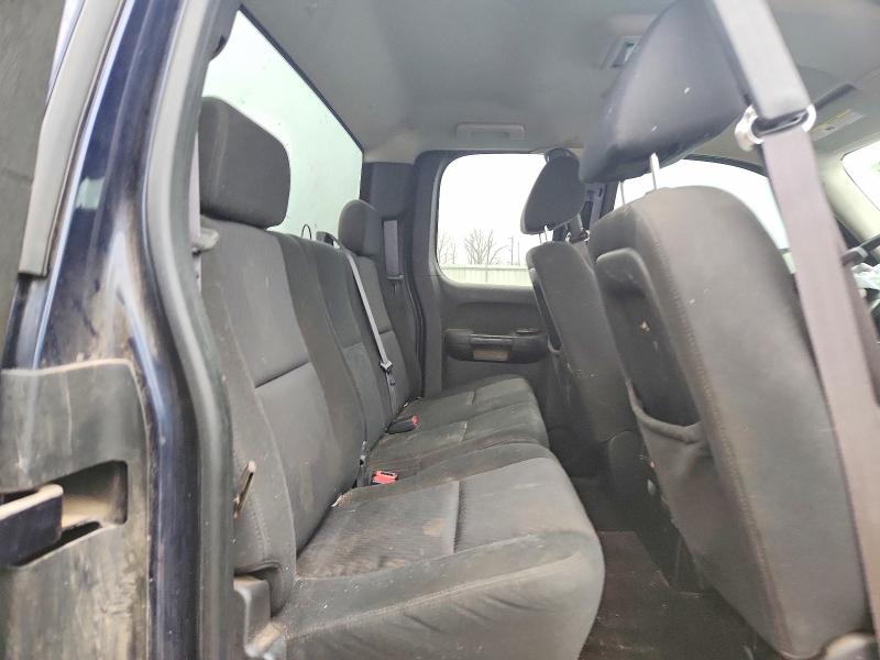 Photo 10 from auction – 2011 CHEVROLET SILVERADO with VIN 1GCRKSEA3BZ438475