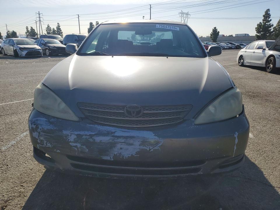 Photo 5 from auction – 2002 TOYOTA CAMRY LE with VIN JTDBE32K620103260
