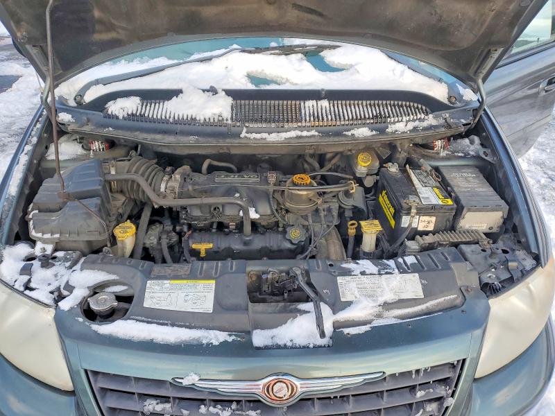 Photo 12 from auction – 2003 CHRYSLER VOYAGER with VIN 1C4GJ45303B115891