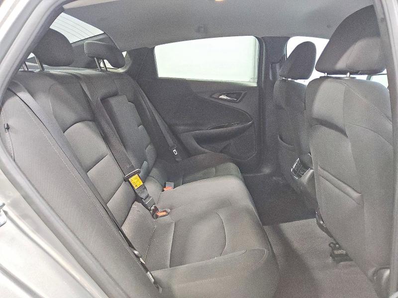 Photo 10 from auction – 2018 CHEVROLET MALIBU with VIN 1G1ZD5ST1JF114841