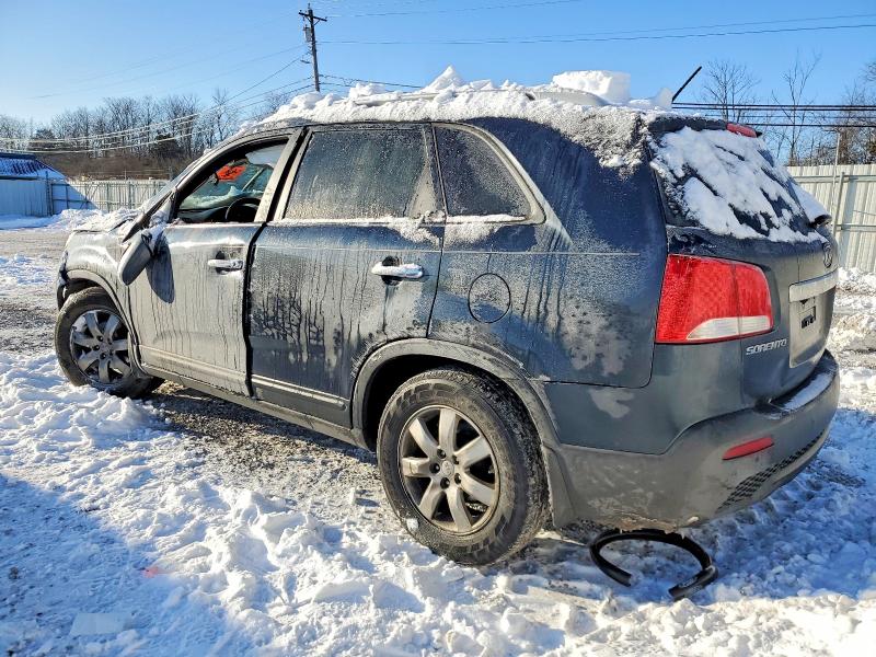 Photo 2 from auction – 2013 KIA SORENTO with VIN 5XYKT3A6XDG316512